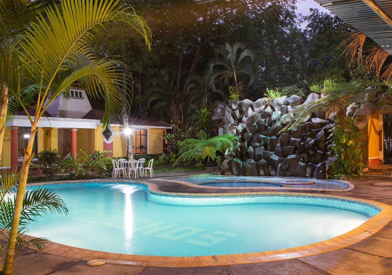 Mansion Los Guichos Santa Cruz Mulua Exterior photo